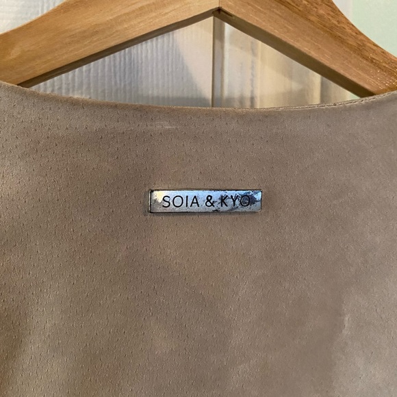 Soia & Kyo Tan/Grey Fringe Suede Jacket Size Small - Picture 2 of 9